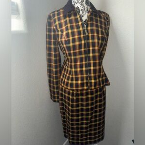 1970s vintage plaid 2-piece skirt suit with collar and zipper